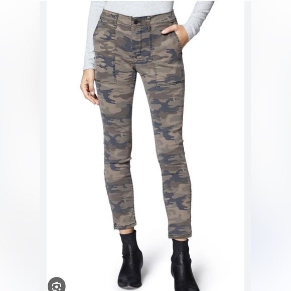 Fast Track Skinny Chino Capri
Pants In Human Nature Camo size 29 - Picture 12 of 16